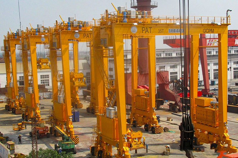 Rubber Tyred Gantry Crane-3