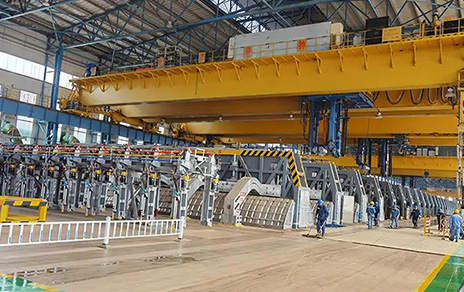 Multifunctional Crane for Electrolytic Aluminum-4